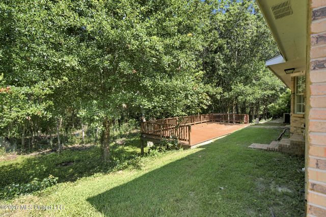 1314 Mill Circle, Ocean Springs, MS 39564