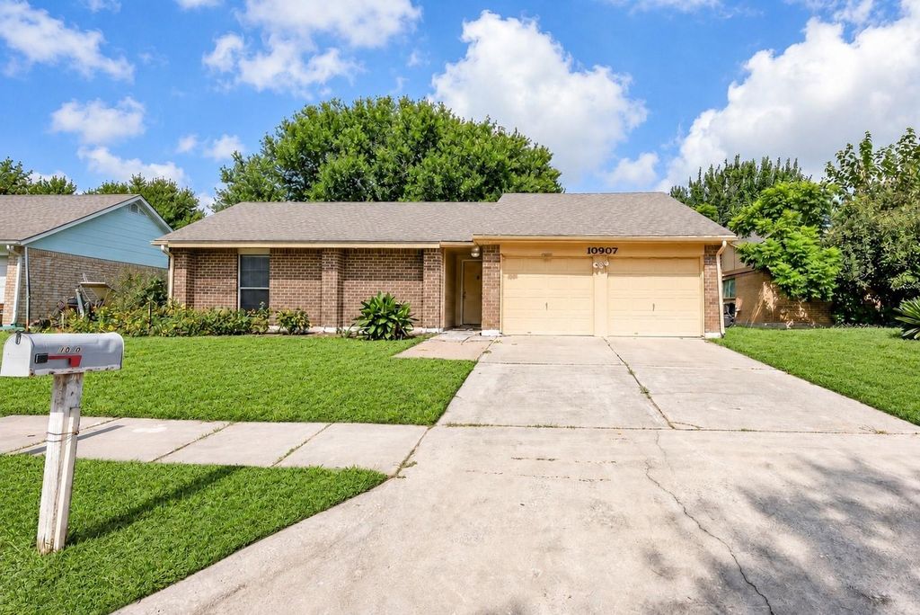 10907 Allison Bend Court, Houston, TX 77086