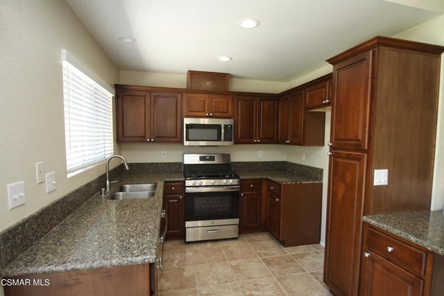 5443 Camino Compadre, Camarillo, CA 93012