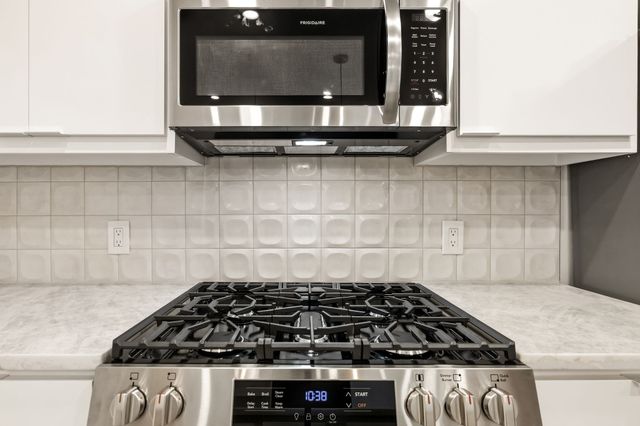 7537 Brentcove Circle, Dallas, TX 75214