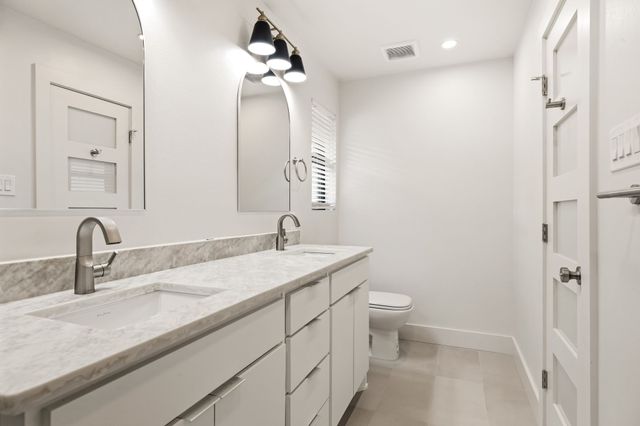 7537 Brentcove Circle, Dallas, TX 75214