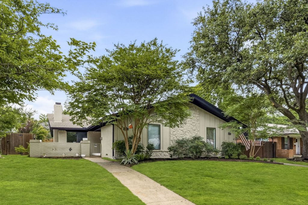 7537 Brentcove Circle, Dallas, TX 75214