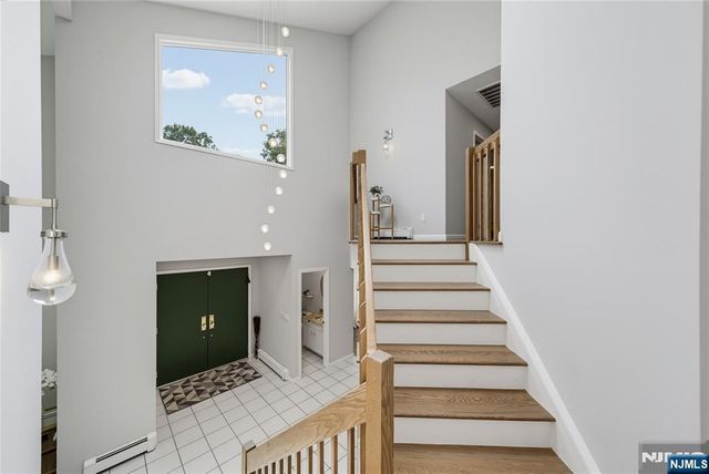 15 Hudson Terrace, Englewood Cliffs, NJ 07632