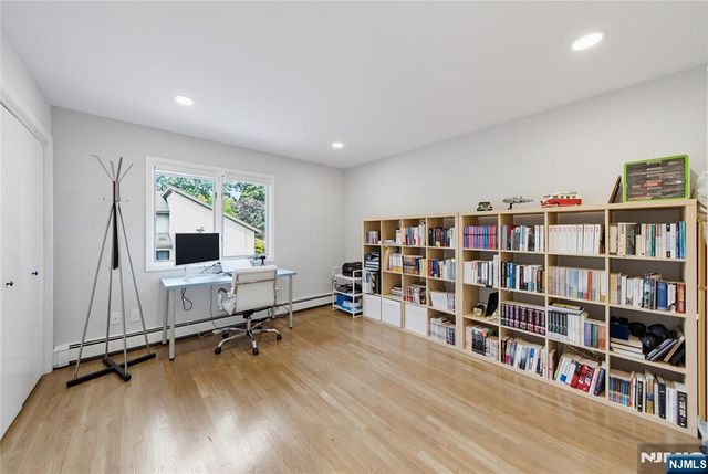 15 Hudson Terrace, Englewood Cliffs, NJ 07632