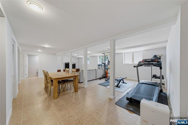 15 Hudson Terrace, Englewood Cliffs, NJ 07632