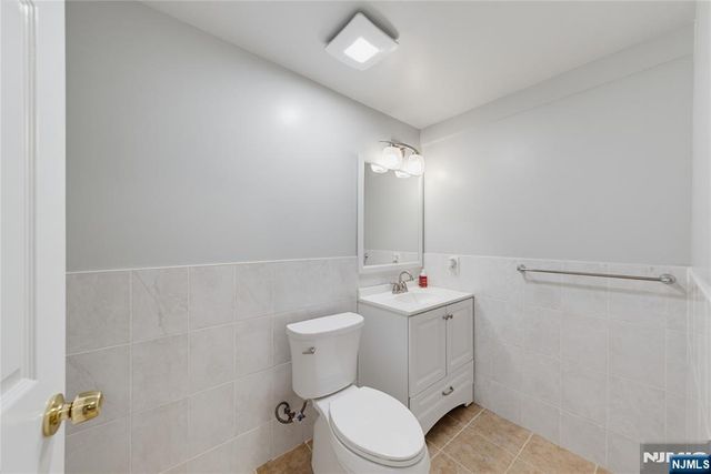 15 Hudson Terrace, Englewood Cliffs, NJ 07632