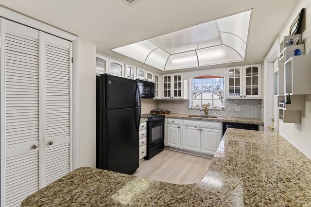 907 Marina Drive Unit 306, North Palm Beach, FL 33408