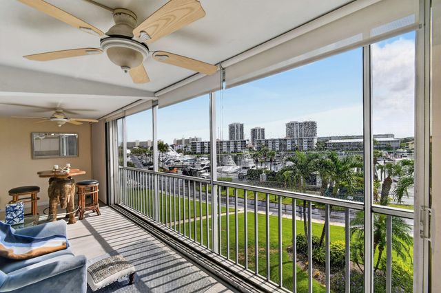 907 Marina Drive Unit 306, North Palm Beach, FL 33408