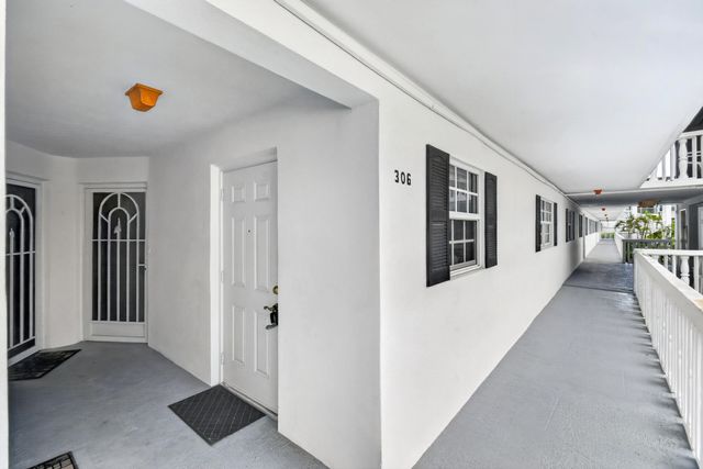 907 Marina Drive Unit 306, North Palm Beach, FL 33408
