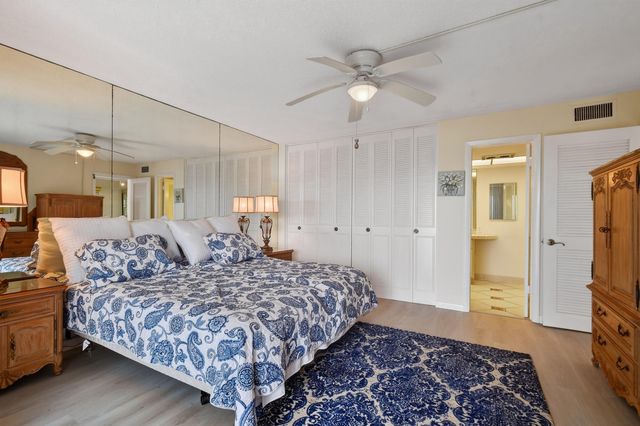 907 Marina Drive Unit 306, North Palm Beach, FL 33408