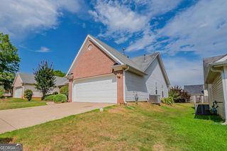 2494 Hillvale Circle, Lithonia, GA 30058