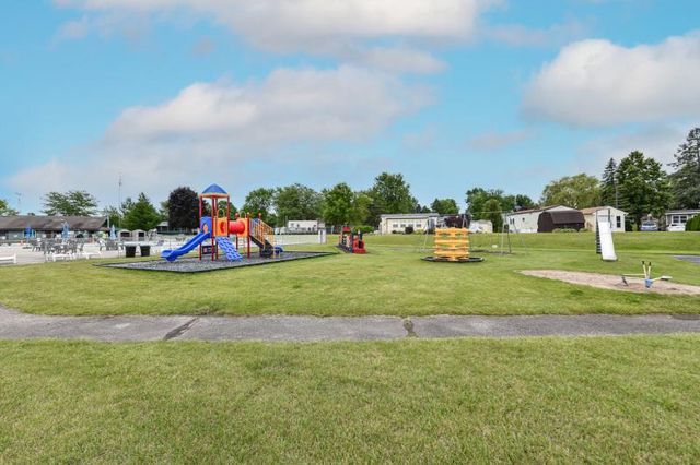 W4945 County Road ES #189, Elkhorn, WI 53121