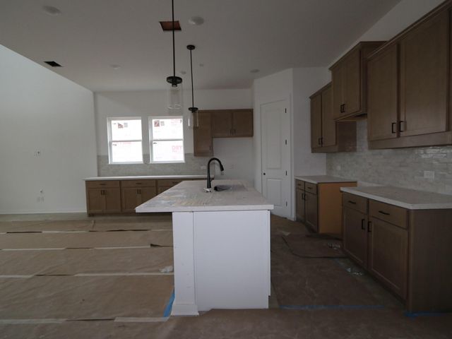 591 Darley Oaks DR, Dripping Springs, TX 78620