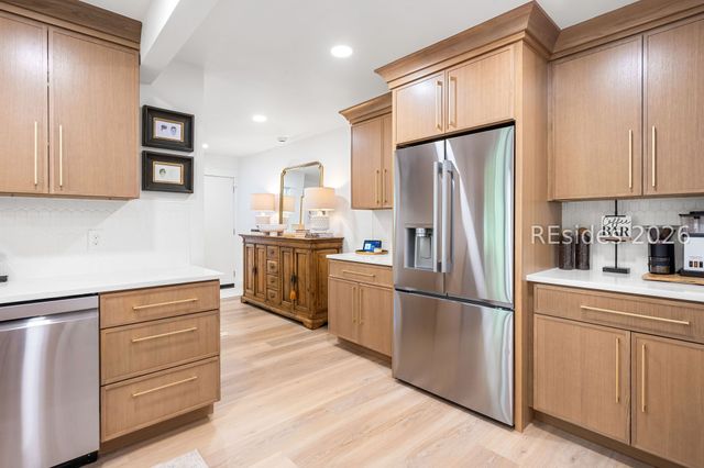 125 Cordillo Pkwy Apt 3, Hilton Head Island, SC 29928