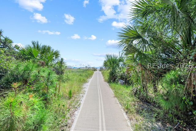 125 Cordillo Pkwy Apt 3, Hilton Head Island, SC 29928
