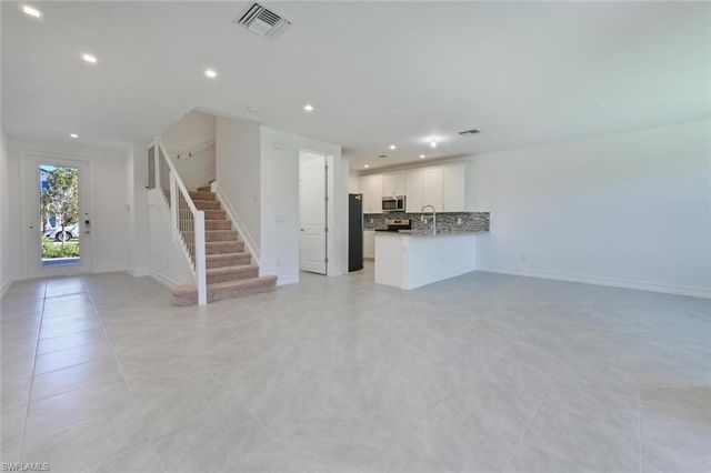 7611 Morgan WAY, Naples, FL 34119