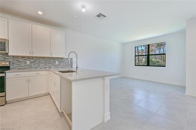 7611 Morgan WAY, Naples, FL 34119
