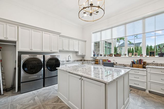 1456 Witherspoon Dr, Brentwood, TN 37027