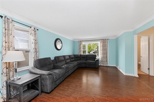 2215 Forest Avenue, Niagara Falls, NY 14301