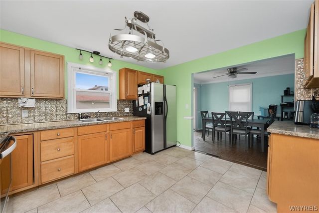 2215 Forest Avenue, Niagara Falls, NY 14301