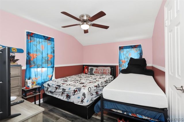 2215 Forest Avenue, Niagara Falls, NY 14301