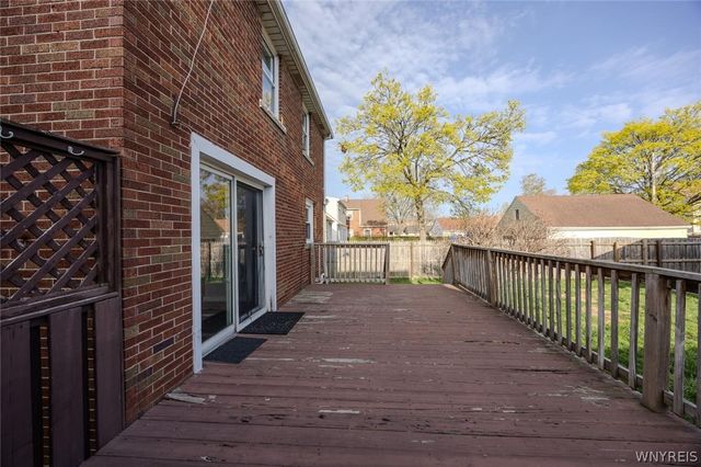 2215 Forest Avenue, Niagara Falls, NY 14301