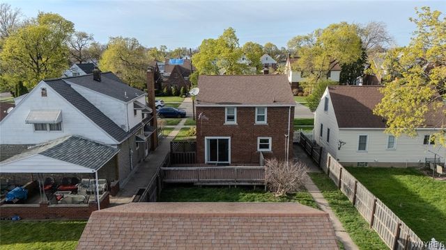 2215 Forest Avenue, Niagara Falls, NY 14301