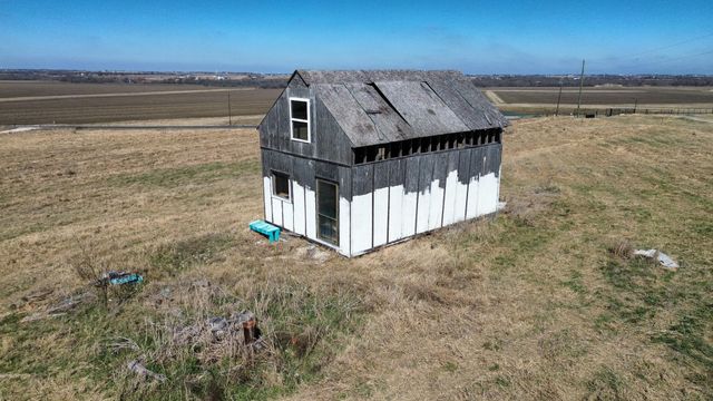 668 County Road 451, Taylor, TX 76574