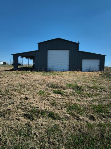 668 County Road 451, Taylor, TX 76574