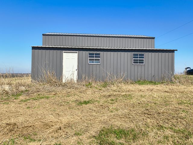668 County Road 451, Taylor, TX 76574