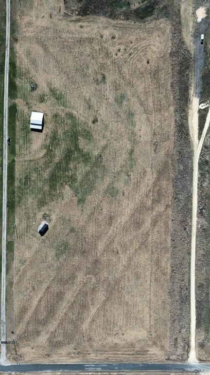 668 County Road 451, Taylor, TX 76574