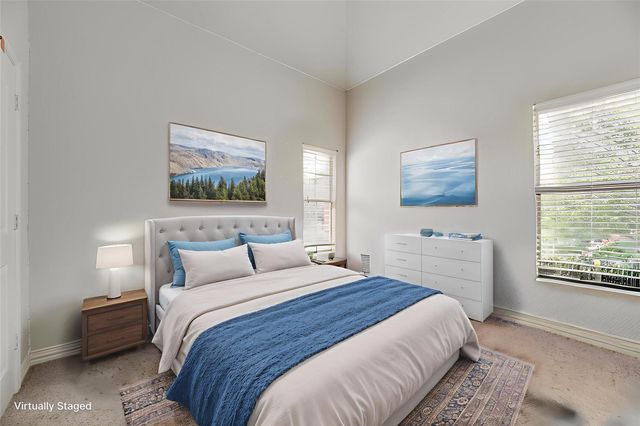 315 Navajo Trail, Lake Kiowa, TX 76240