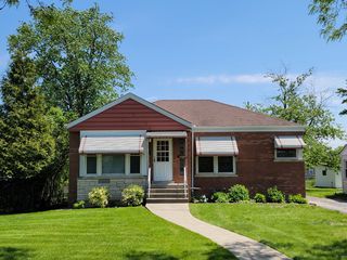 3641 Arden Avenue, Brookfield, IL 60513