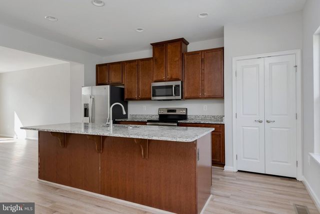 8647 ROSECRANS LN, Spotsylvania, VA 22553
