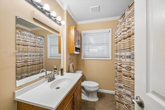 6610 Fairway Drive, Galveston, TX 77551