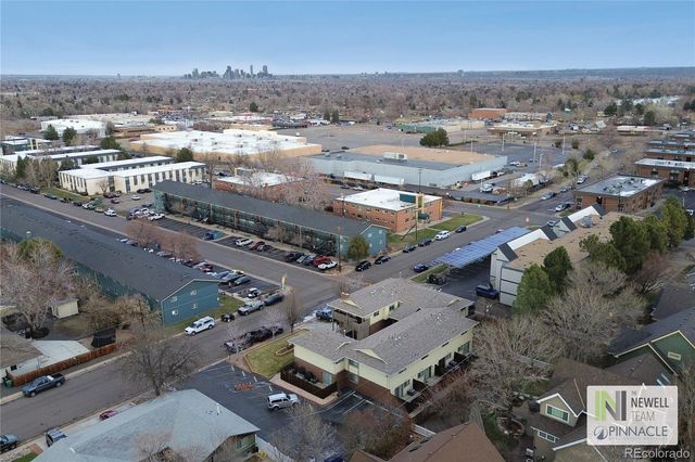 5720 W Warren Avenue, Denver, CO 80227