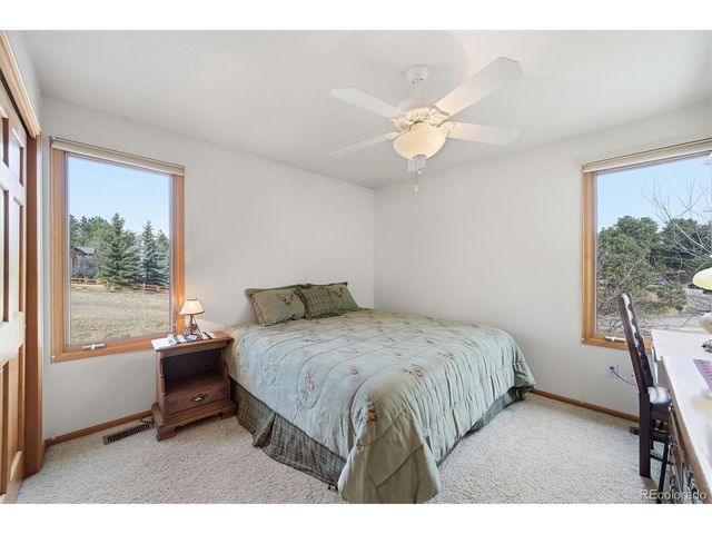 7307 Settlers Dr, Morrison, CO 80465