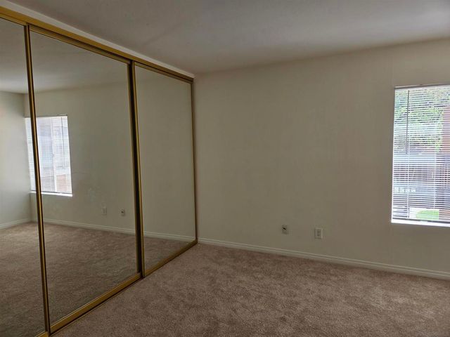 17189 17189 W. Bernardo Dr. 208, San Diego, CA 92127