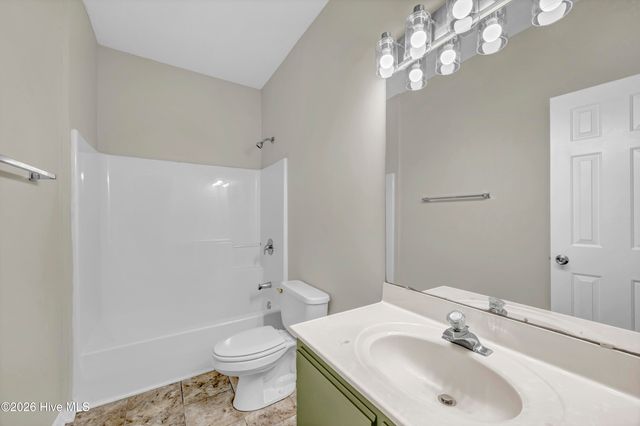 733 Bragg Drive Apt F, Wilmington, NC 28412