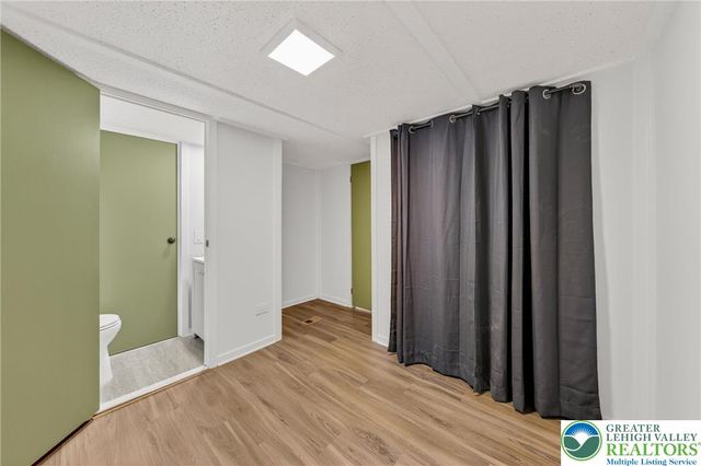 4315 Mountain Court, North Whitehall Twp, PA 18069
