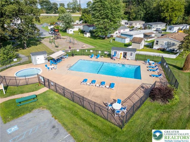 4315 Mountain Court, North Whitehall Twp, PA 18069