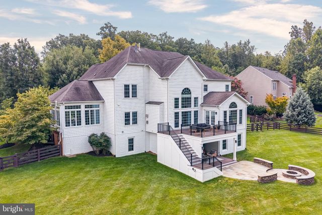 24139 LENAH WOODS PL, Aldie, VA 20105
