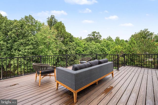 24139 LENAH WOODS PL, Aldie, VA 20105