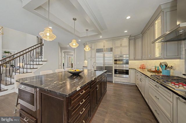 24139 LENAH WOODS PL, Aldie, VA 20105