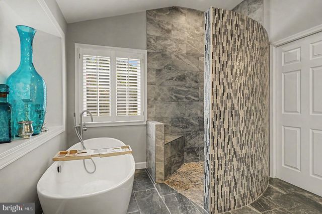 24139 LENAH WOODS PL, Aldie, VA 20105