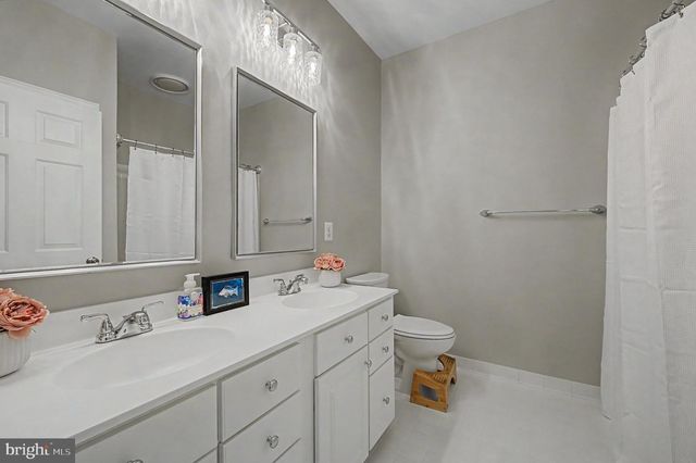24139 LENAH WOODS PL, Aldie, VA 20105