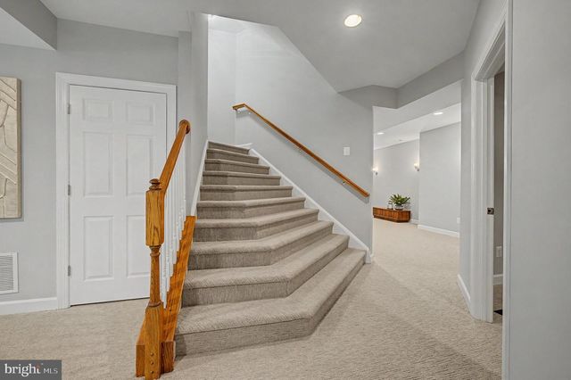 24139 LENAH WOODS PL, Aldie, VA 20105