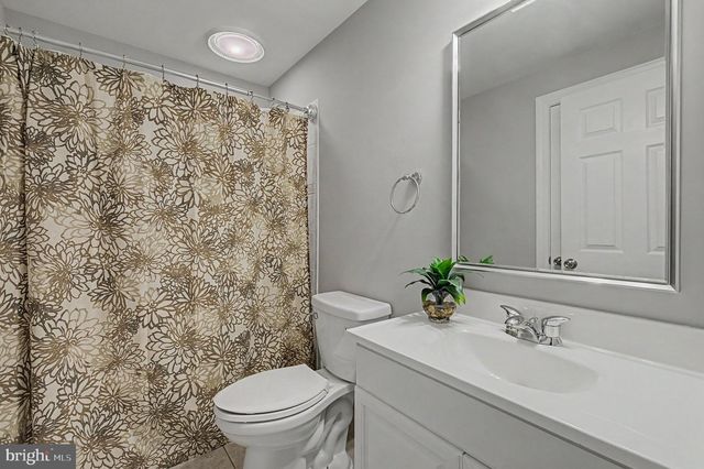 24139 LENAH WOODS PL, Aldie, VA 20105