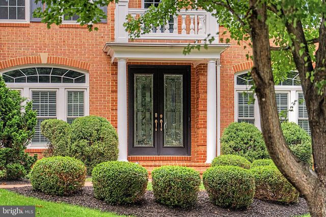 24139 LENAH WOODS PL, Aldie, VA 20105