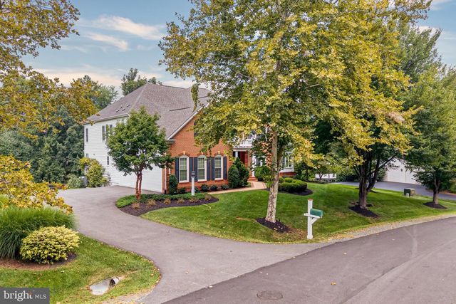 24139 LENAH WOODS PL, Aldie, VA 20105